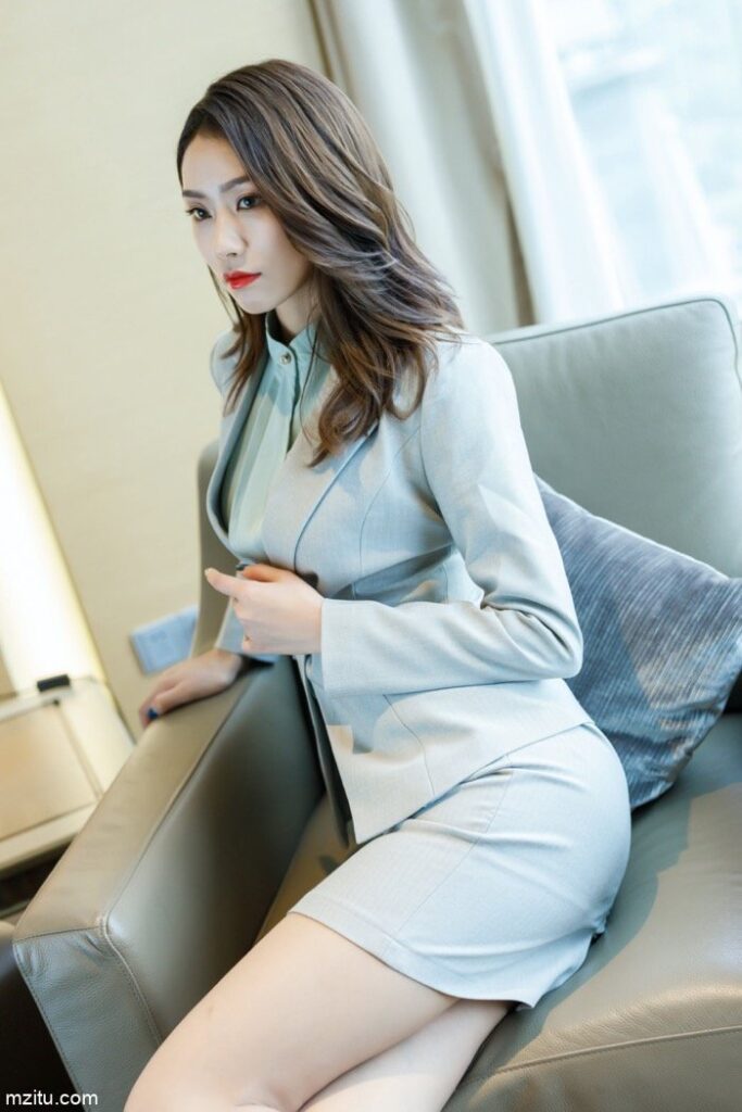 长得很有明星味的比基尼MM【106P】00019-街头图