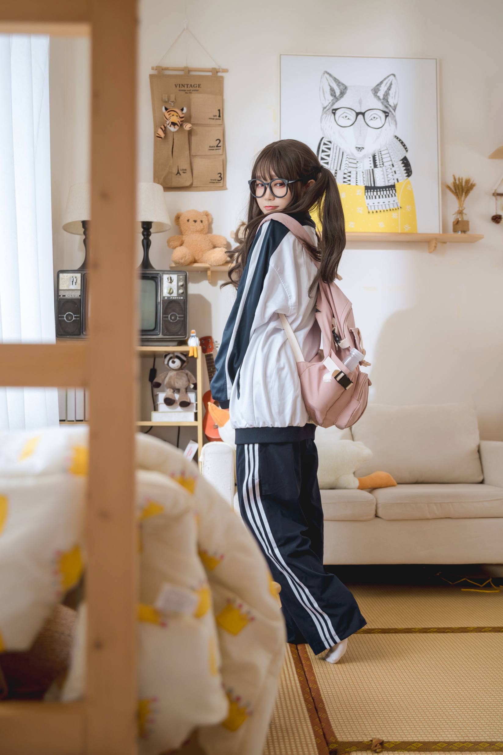 图片[3]-穿校服的双马尾女孩【64P】20010-街头图