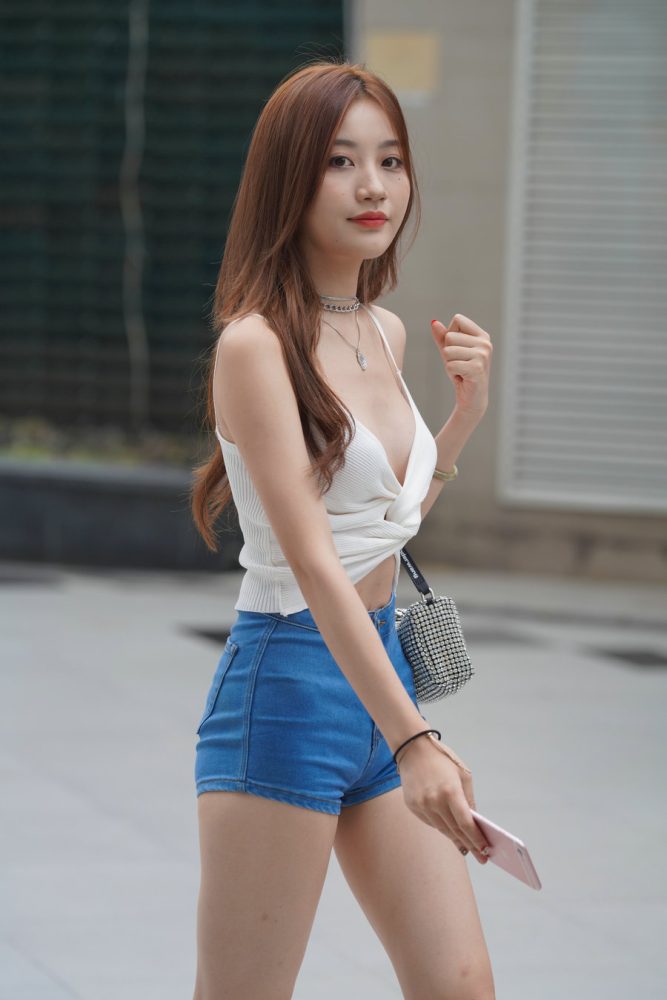 J1321 483P3V-17.4GB-街头图