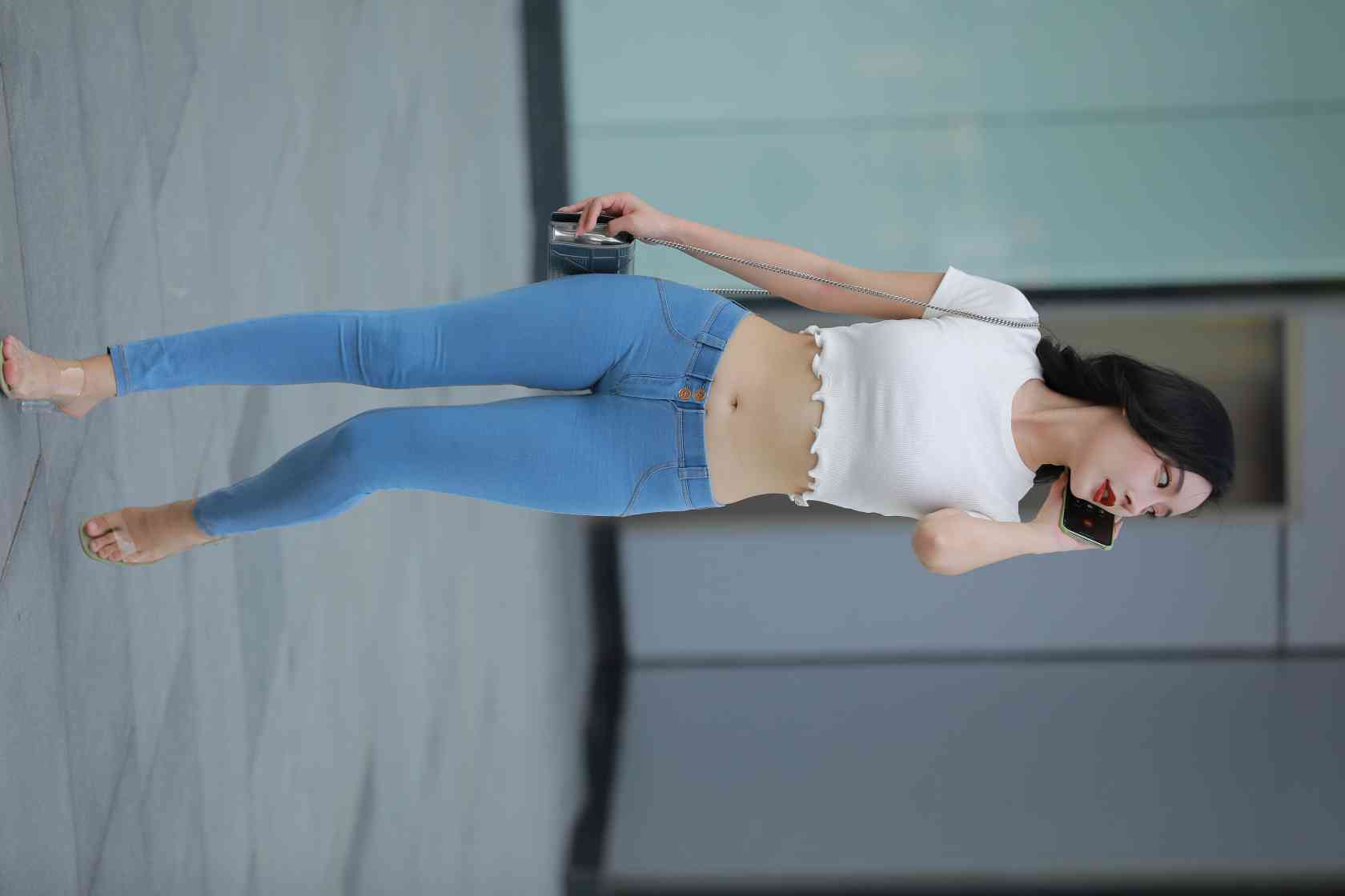 图片[4]-非常漂亮的紧身牛仔裤女孩【115P】04016-街头图