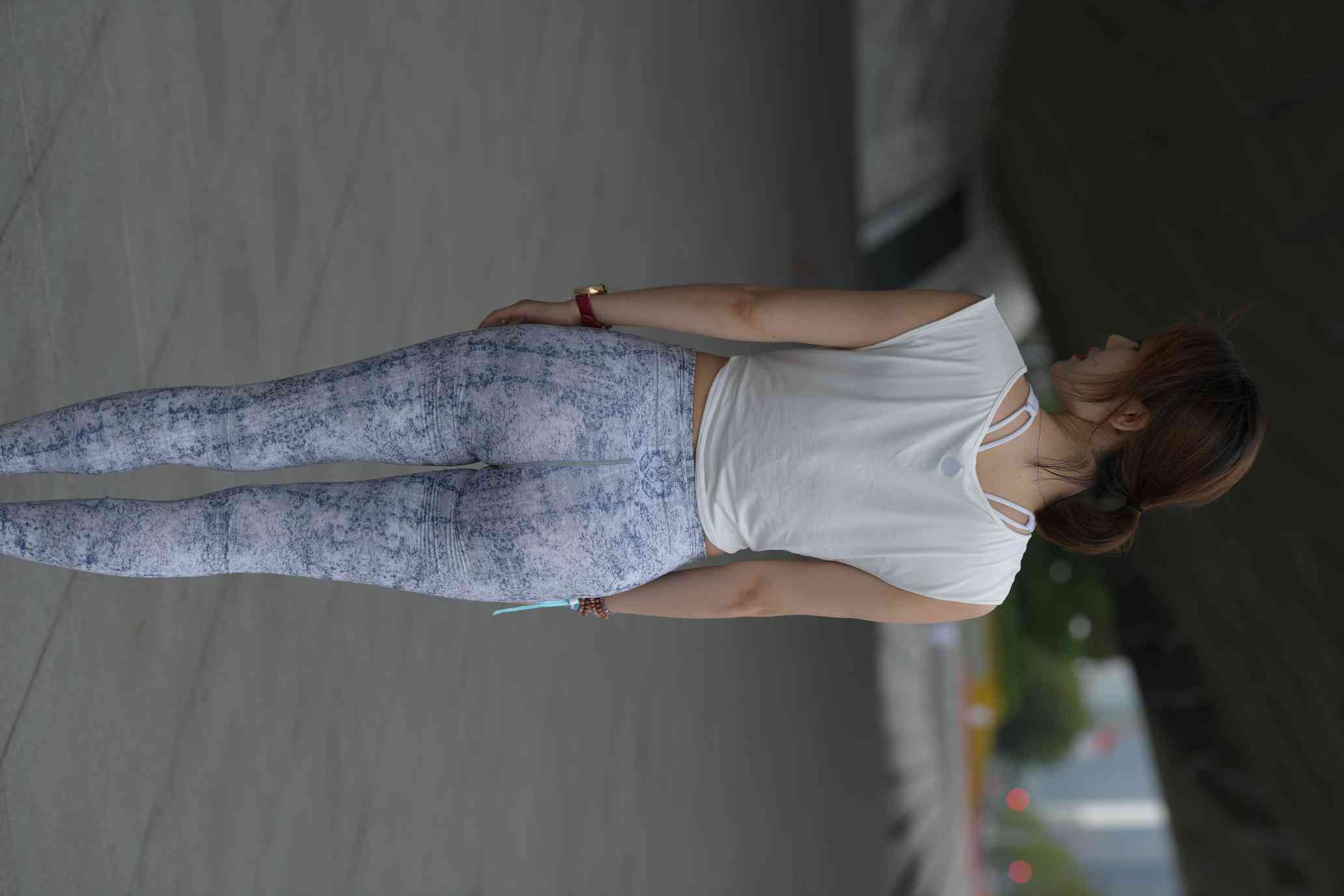 图片[5]-表演瑜伽的女孩【176P】04017-街头图