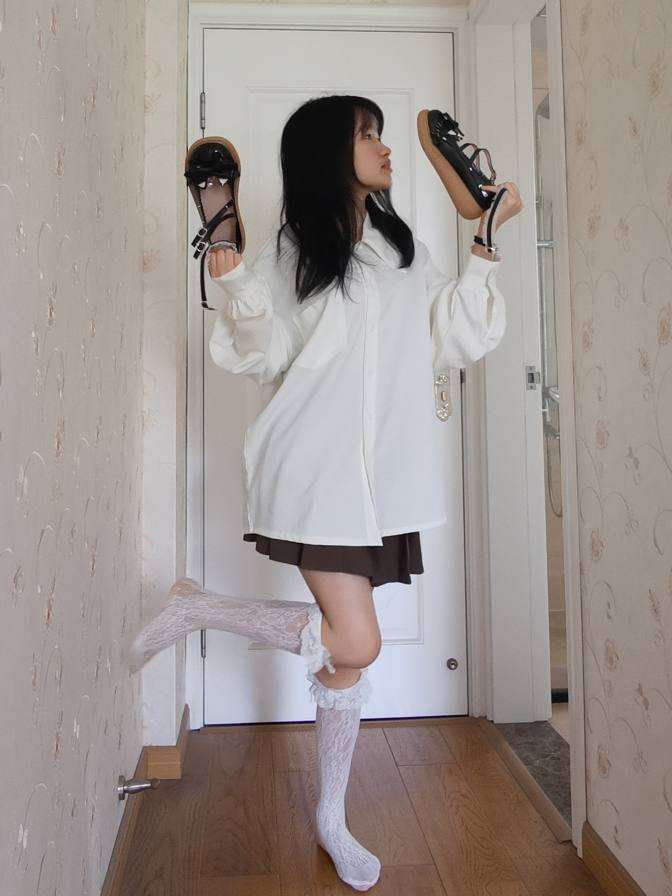 图片[3]-百褶裙可爱又大方的小姑娘【122P】20002-街头图