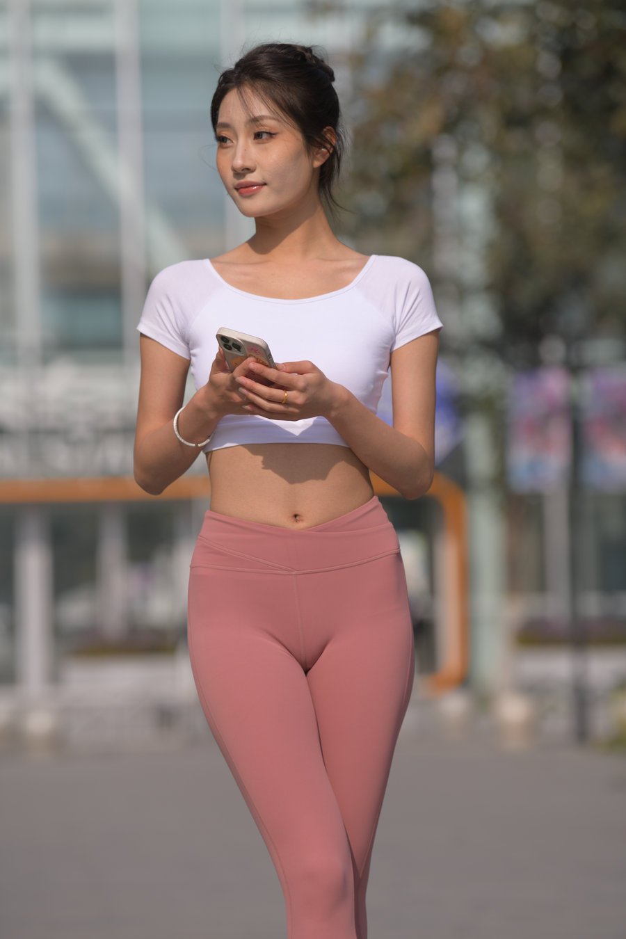 图片[1]-粉红色瑜伽裤女孩J4915 583P1V-26.4GB-街头图