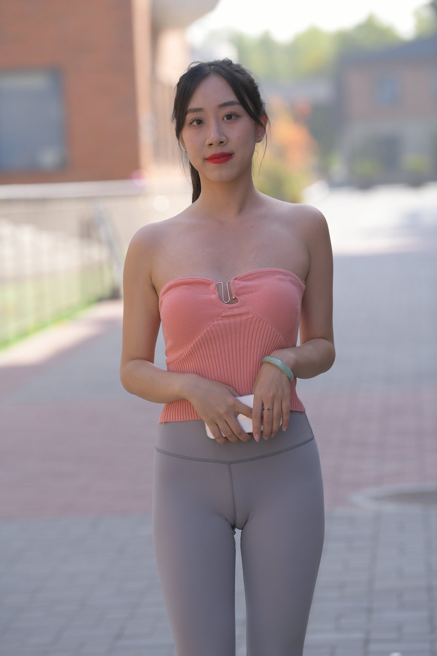 图片[1]-灰色瑜伽裤女孩J4905 522P1V-25.8GB-街头图