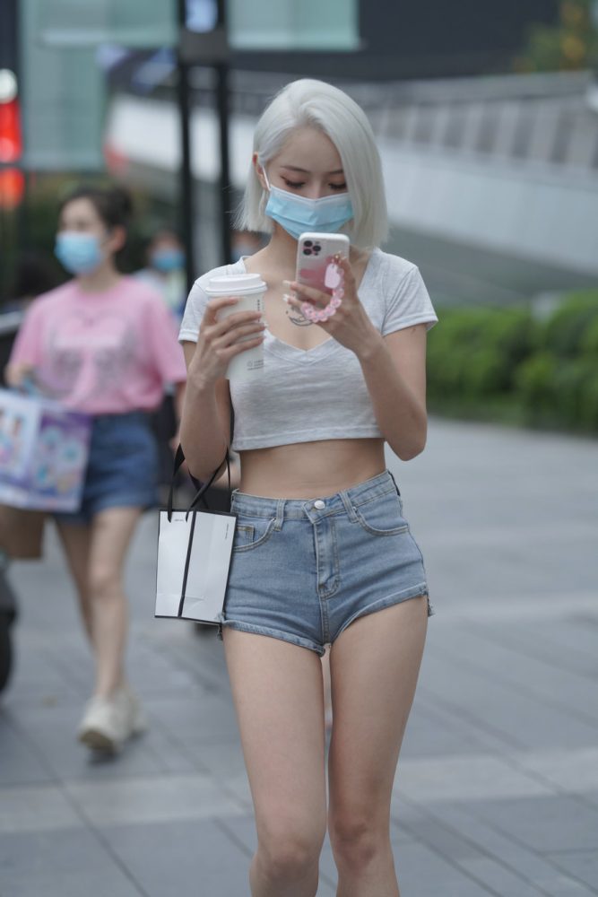 J3717 75P-813MB-街头图