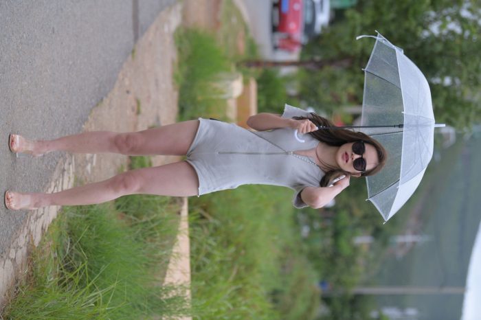 在海边开跑车的连衣短裤女孩【390P】00030-街头图