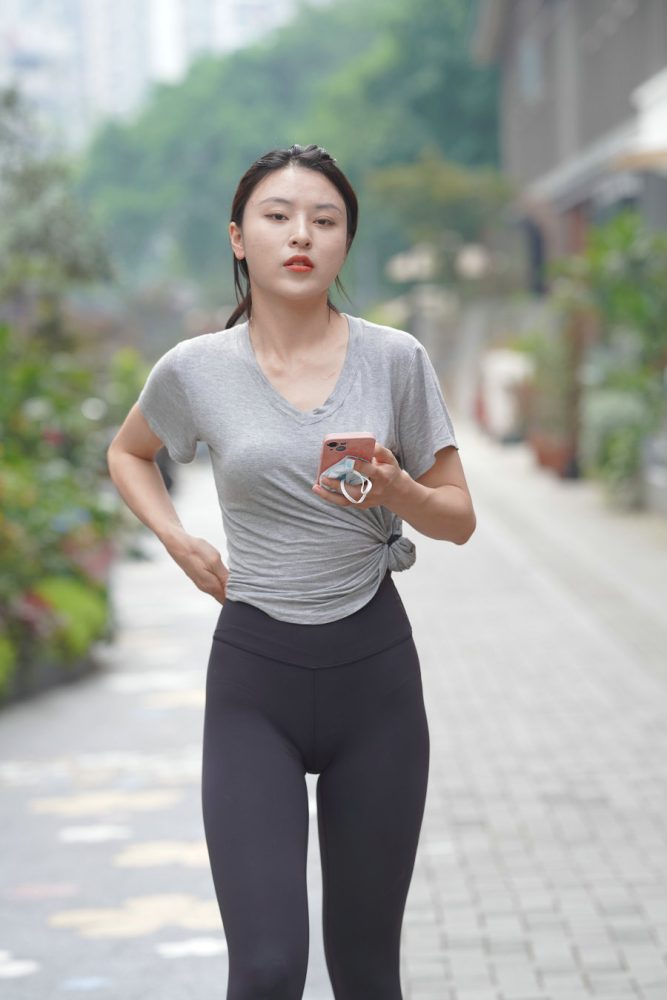 户外运动的瑜伽裤女孩J3008 845P2V-22.9GB-街头图