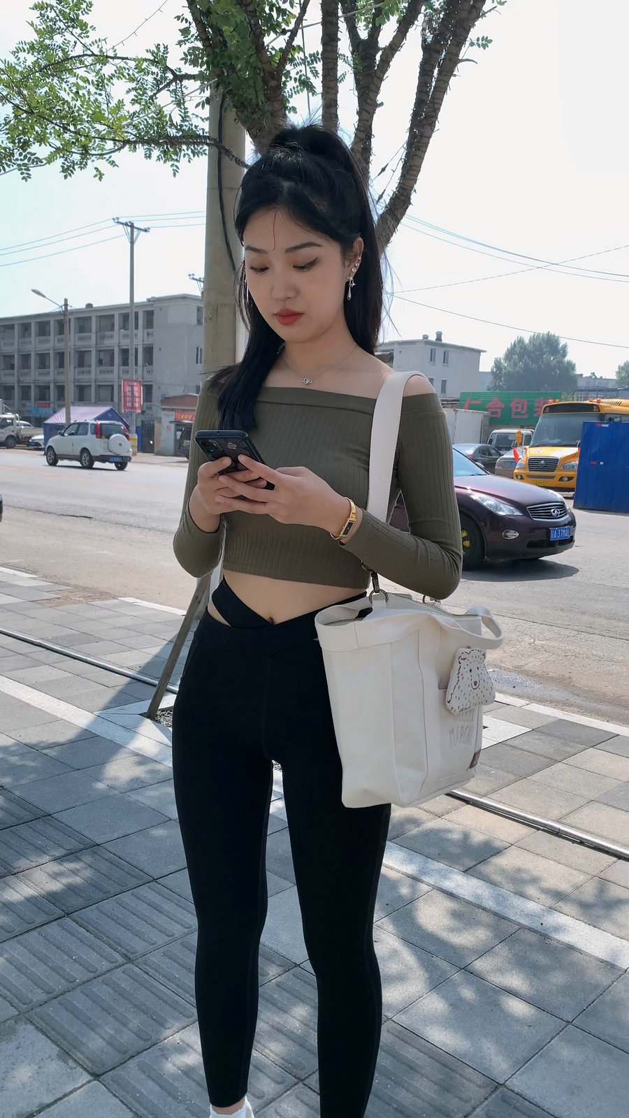 图片[1]-刚刚健身结束的高马尾瑜伽裤女孩J4111 MP4-8.97GB-街头图