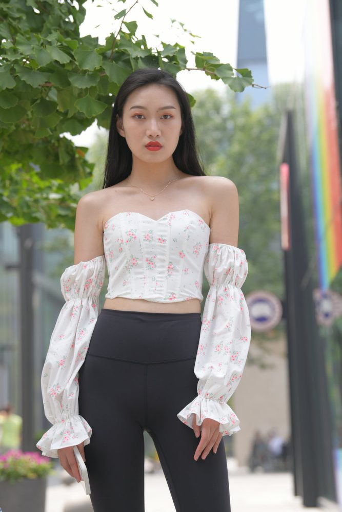 黑色瑜伽裤女孩J2212 740P1V-23.6GB-街头图