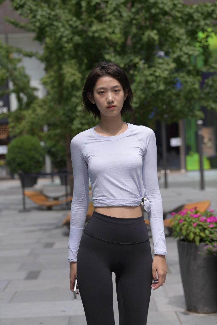 图片[1]-短发长腿的女生J2791 292P-5.71GB-街头图