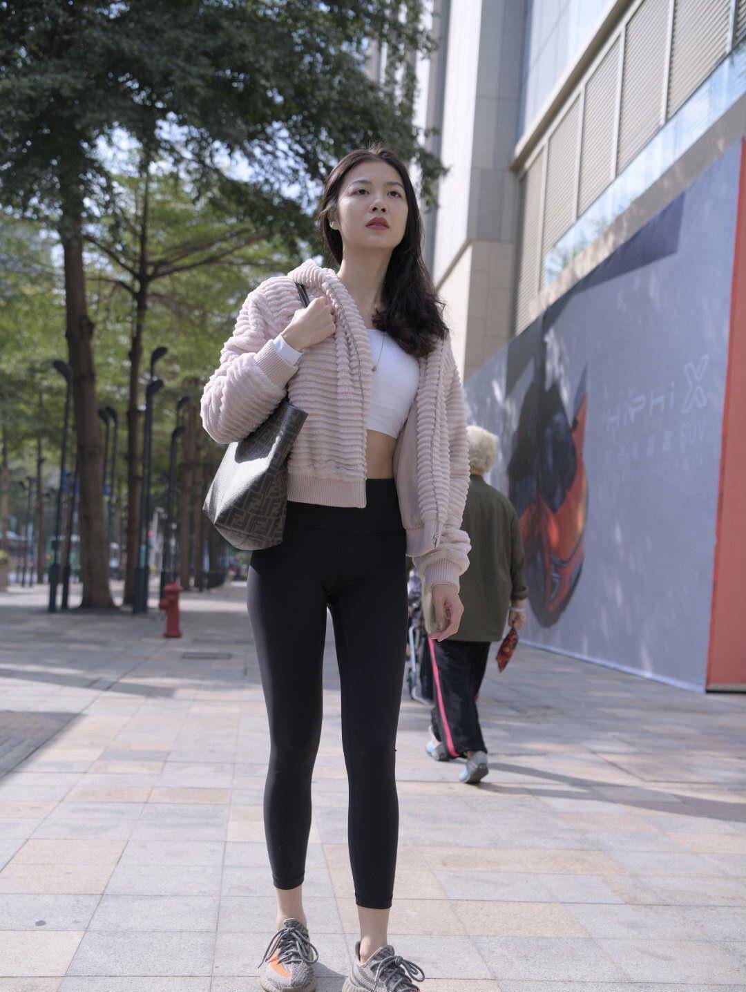 图片[2]-逛街的紧身瑜伽裤女孩 J1455 411P2V-26.6GB-街头图