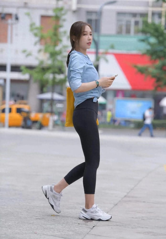 图片[3]-非常漂亮的瑜伽裤女孩J1990 733P1V-27.9GB-街头图