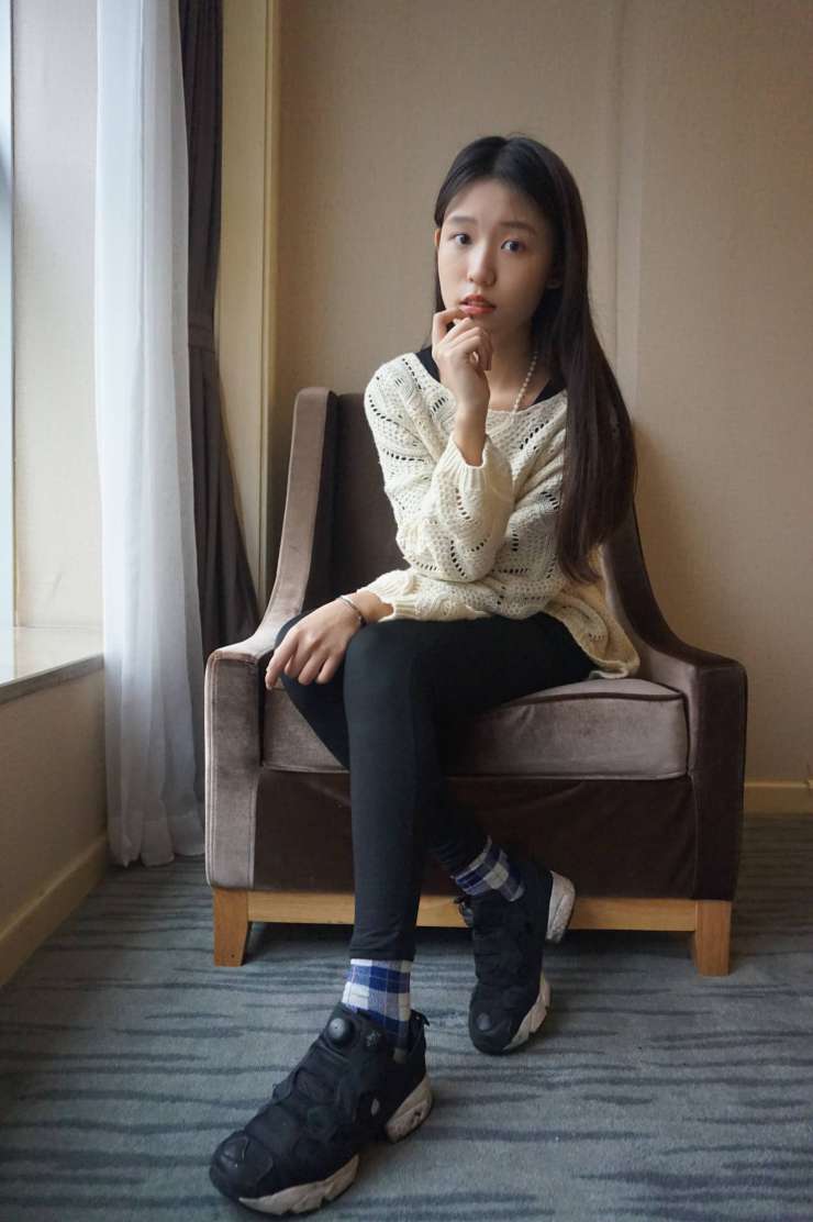 图片[2]-眼神很清澈的赤脚女孩【59P】20020-街头图