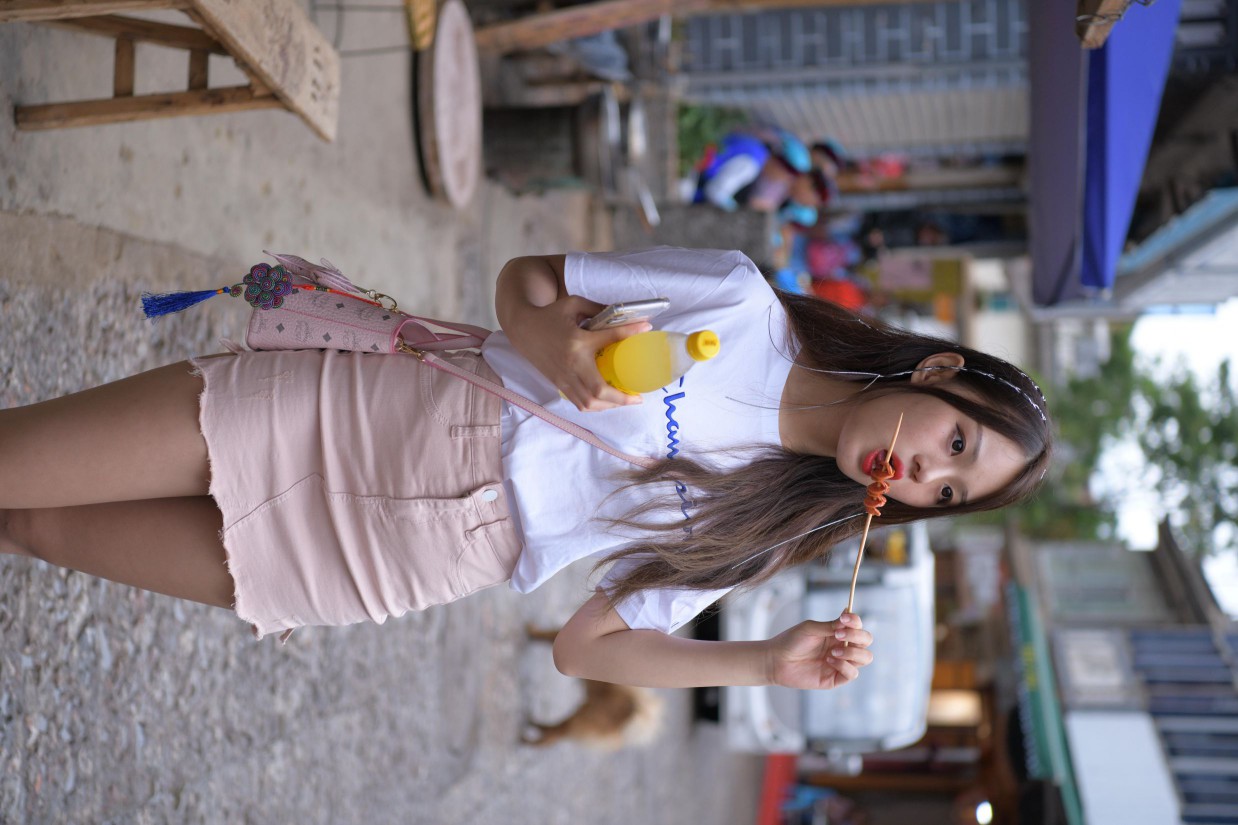 图片[7]-非常清纯甜美的短裙姑娘在逛街【458P】00052-街头图