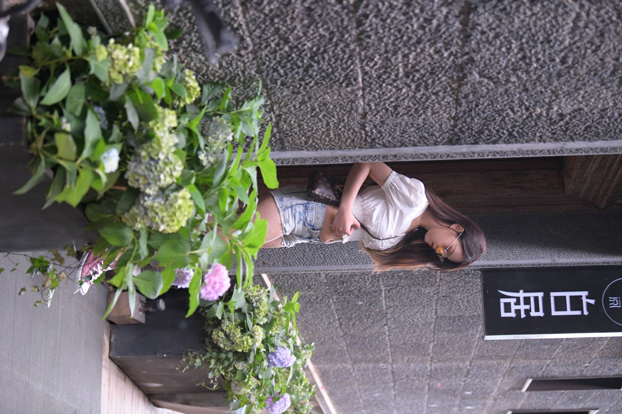 图片[3]-戴太阳镜的牛仔短裤紧身牛仔MM【167P】00021-街头图