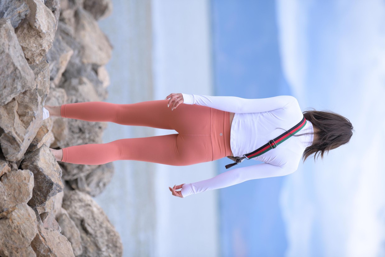 图片[6]-橙色瑜伽裤的高马尾姑娘【615P】00051-街头图