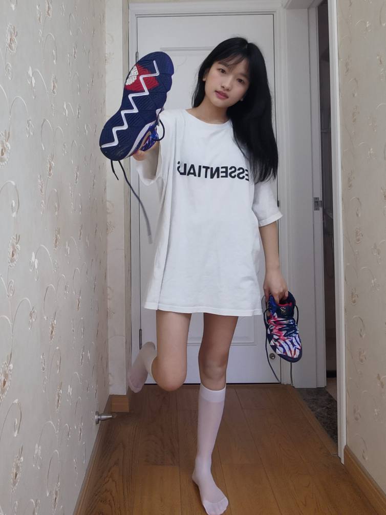 图片[5]-调皮的白袜女孩【149P】20017-街头图