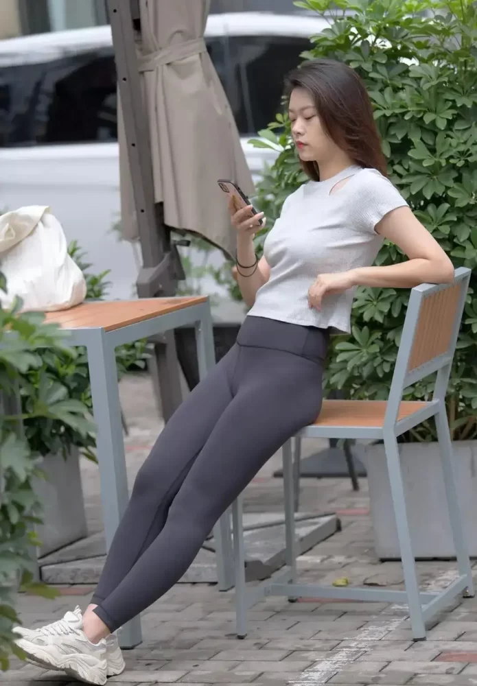 图片[4]-黑色瑜伽裤靓丽女孩J2200 905P1V-30.5GB-街头图