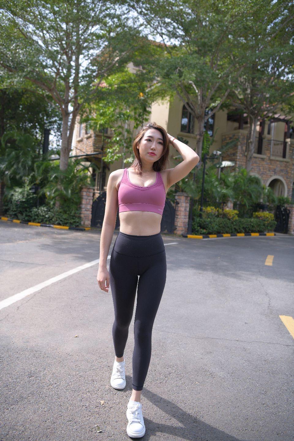 图片[1]-风情万种的瑜伽裤女人 J1531 375P5V-17.3GB-街头图