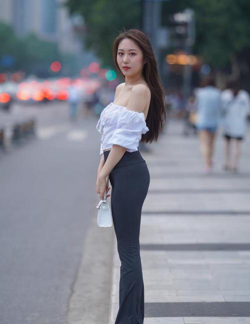 图片[3]-身材非常哇塞的瑜伽裤女孩  J1333 521P6V-21.6GB-街头图