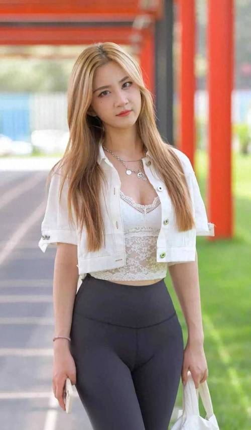 图片[3]-眼神里都是温柔的瑜伽裤女孩J2811 601P-13.3GB-街头图