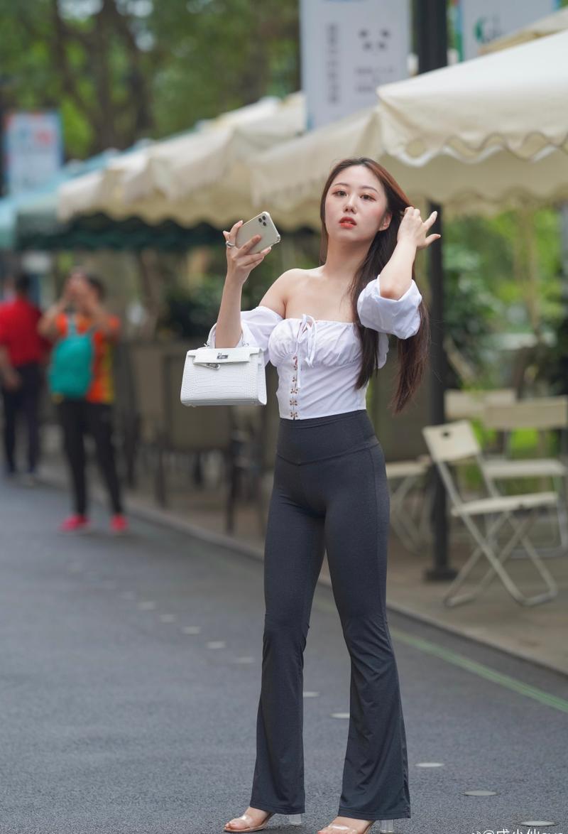 图片[2]-身材非常哇塞的瑜伽裤女孩  J1333 521P6V-21.6GB-街头图