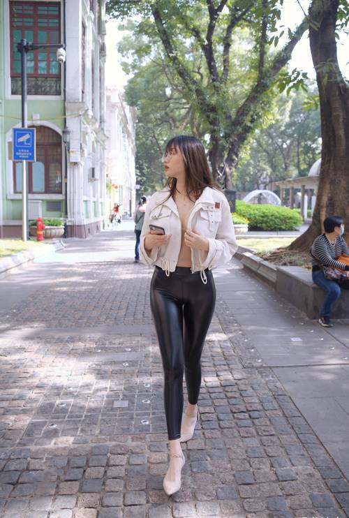 图片[3]-戴眼镜的皮裤女孩 J1473 1046P2V-35.5GB-街头图