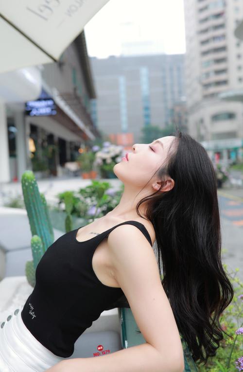 图片[2]-非常漂亮的白色紧身裤女孩J2055 895P2V-24.5GB-街头图