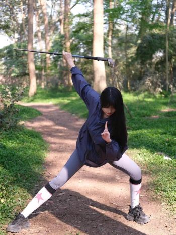 图片[2]-爱爬山的瑜伽裤MM，太甜美了！~-街头图